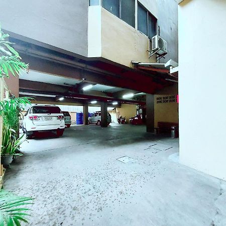 Traveller Inn Hotel Chiang Mai Buitenkant foto