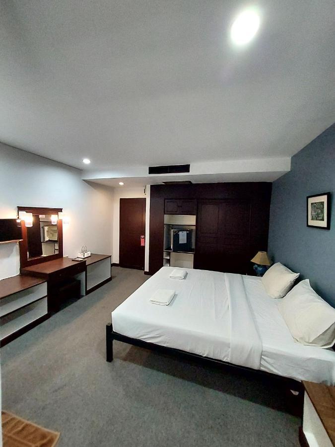 Traveller Inn Hotel Chiang Mai Buitenkant foto