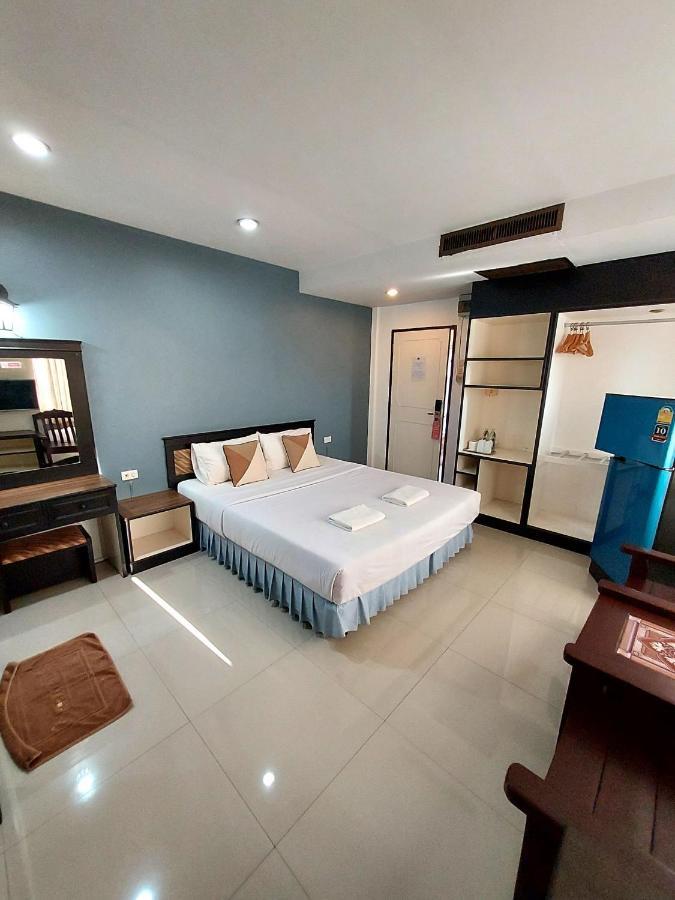 Traveller Inn Hotel Chiang Mai Buitenkant foto