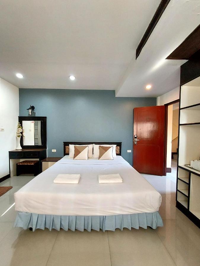 Traveller Inn Hotel Chiang Mai Buitenkant foto