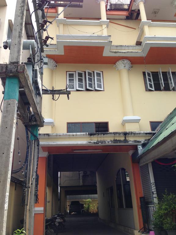 Traveller Inn Hotel Chiang Mai Buitenkant foto